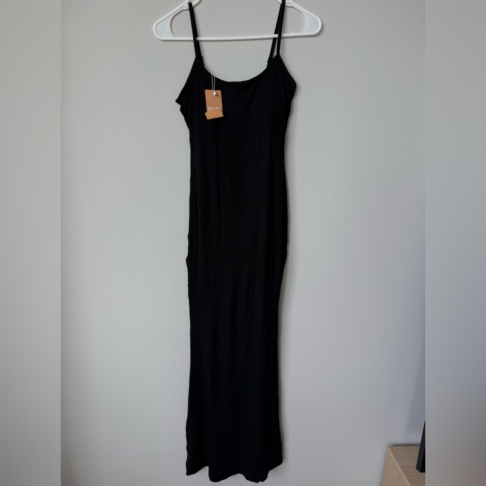 Elegant Black Maxi Dress
